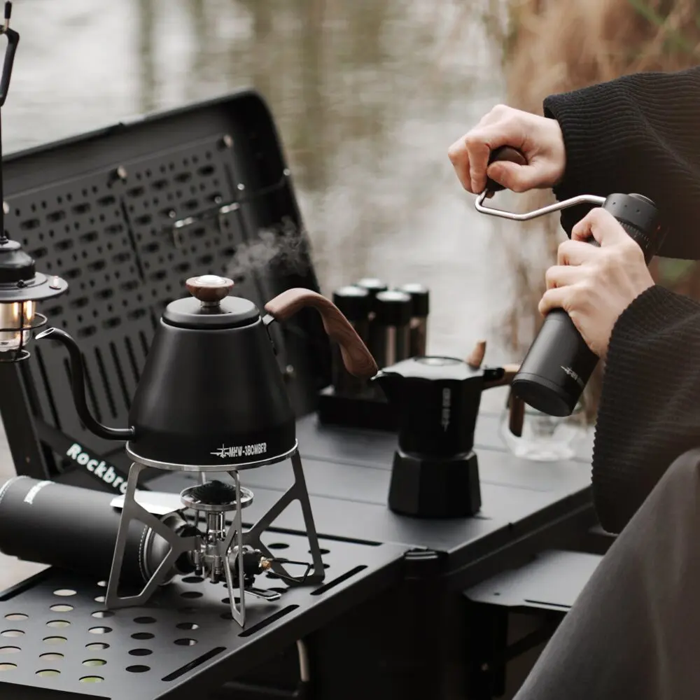 MHW-3BOMBER MET Outdoor Cassette Stove - Image 4