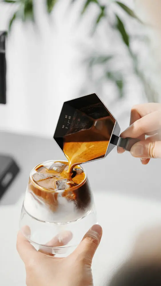 MHW-3BOMBER Prism Measuring Cup - Pink - Image 3